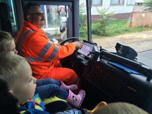 Mit dem großen Müllauto konnten wir fahren